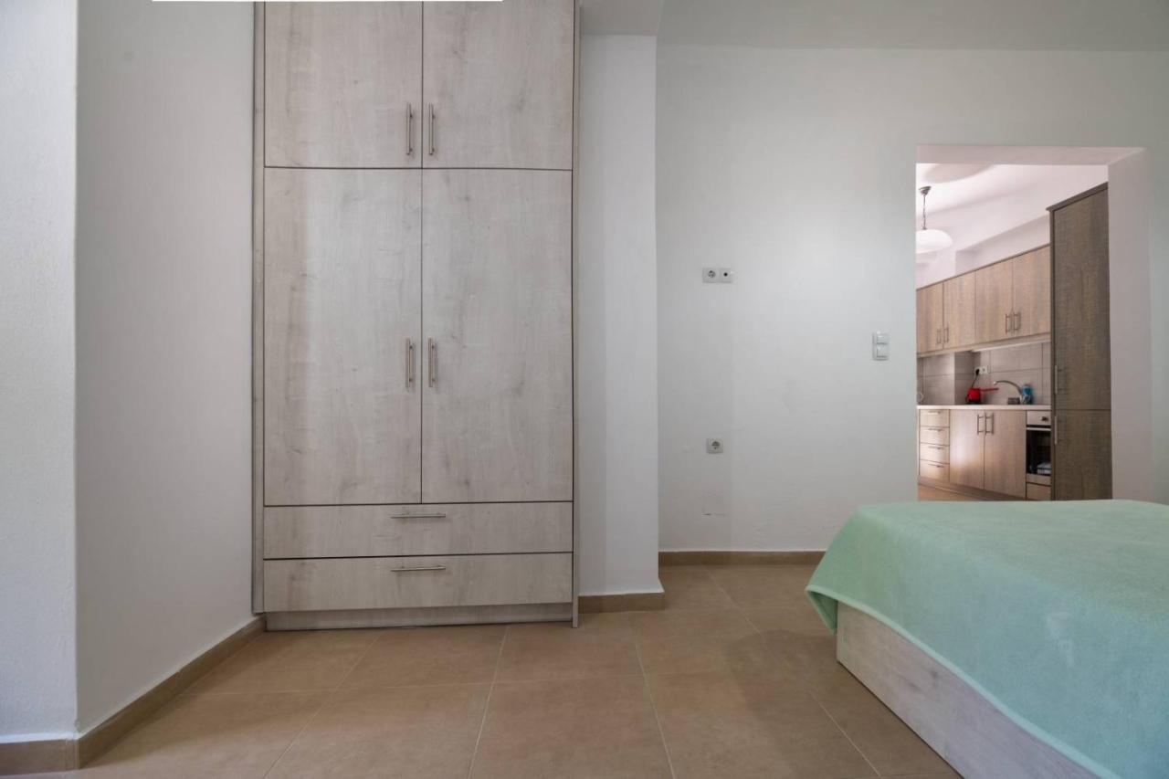 Irini-Kalamaki-Apartments エクステリア 写真