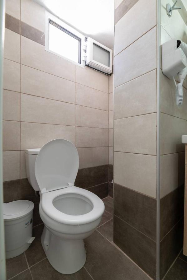 Irini-Kalamaki-Apartments エクステリア 写真